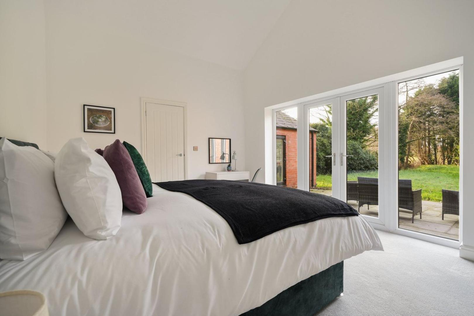 Victorian Retreat In Liverpool Knowsley Buitenkant foto